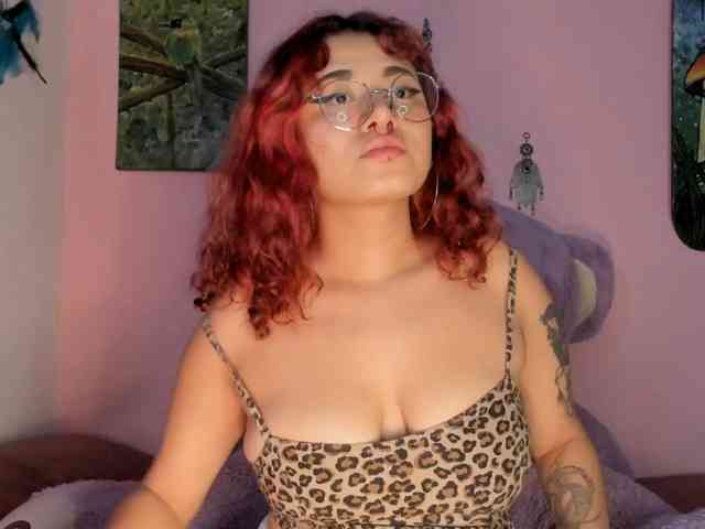 Maddyjhonsson webcam