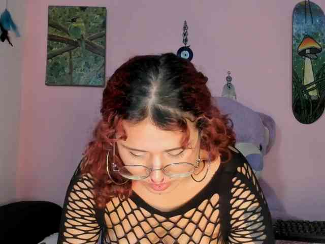 Maddyjhonsson webcam