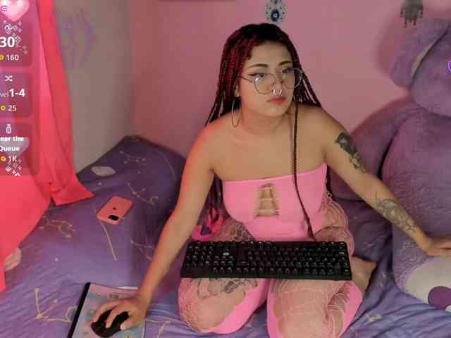 Maddyjhonsson webcam