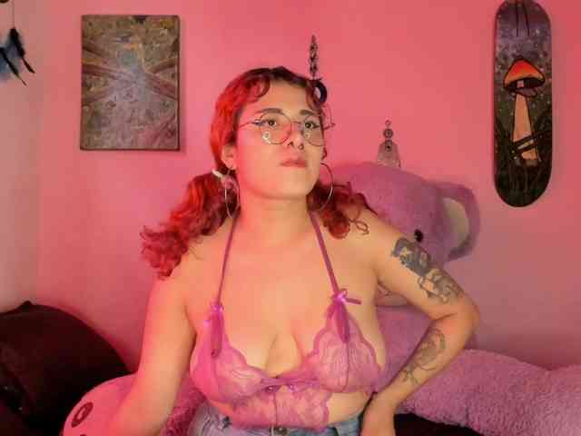 Maddyjhonsson webcam