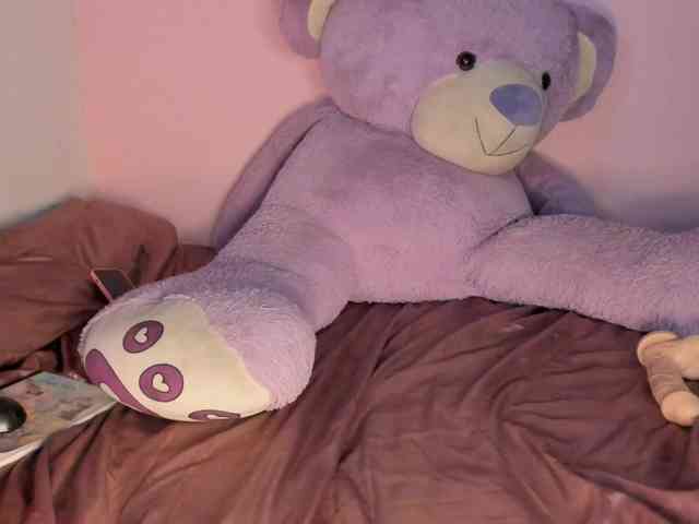 Maddyjhonsson webcam