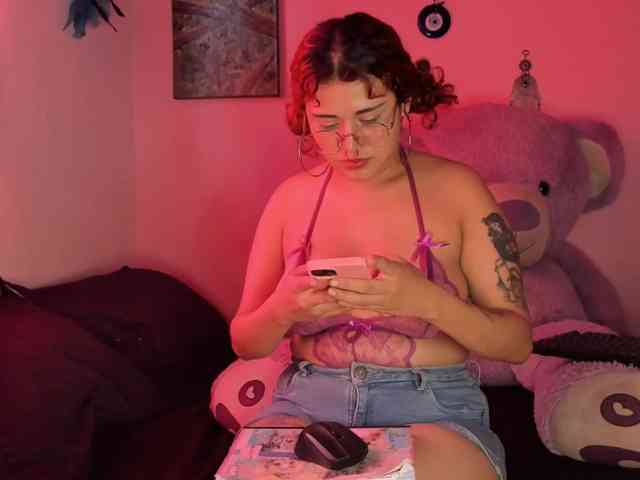 Maddyjhonsson webcam