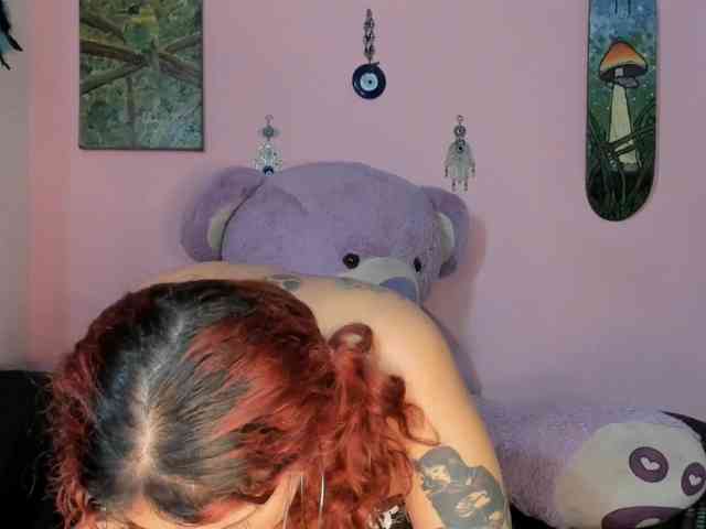 Maddyjhonsson webcam