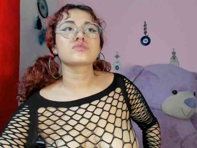 Maddyjhonsson webcam