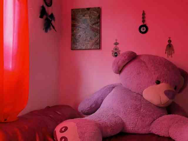 Maddyjhonsson webcam