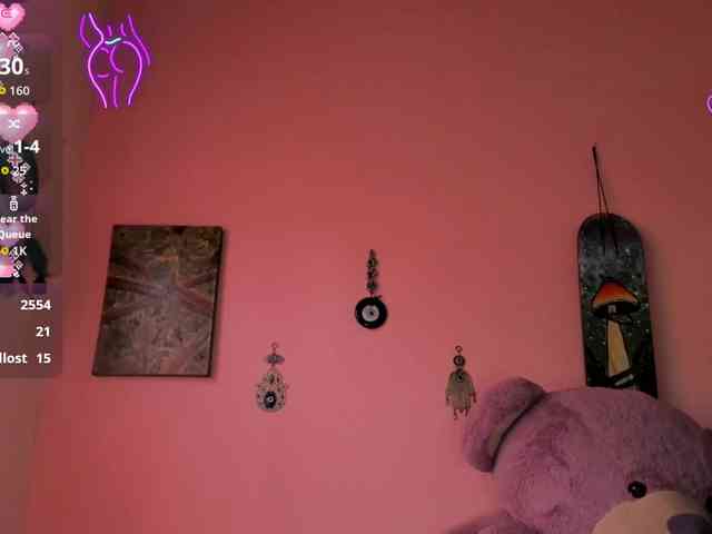 Maddyjhonsson webcam