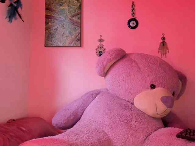 Maddyjhonsson webcam