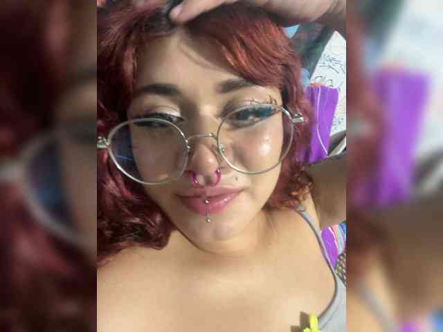 Maddyjhonsson webcam