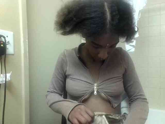 therayerevealed webcam