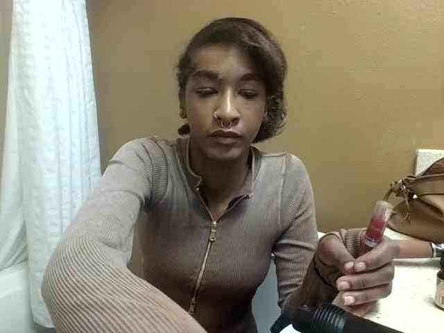 therayerevealed webcam