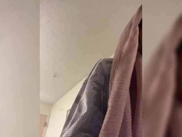 therayerevealed webcam