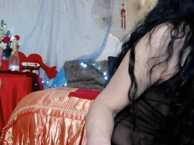 LovelyJess4U webcam