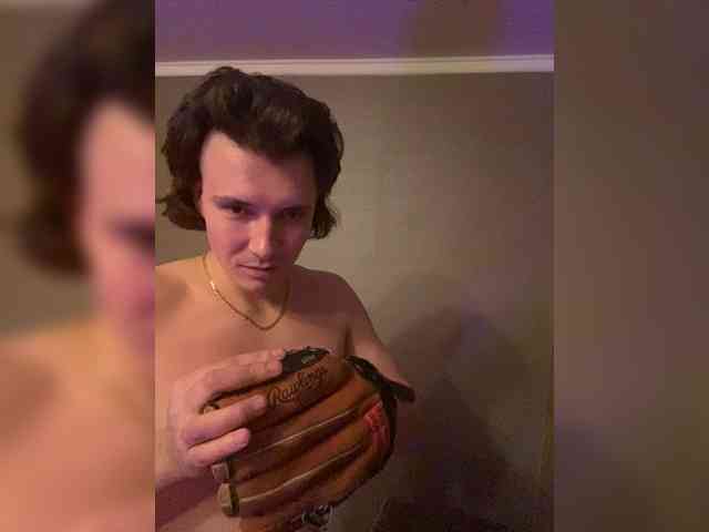 ArturKingRocket Live Webcam on BongaCams