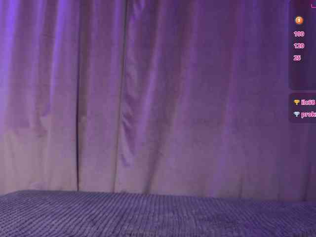 SilvaLune Live Webcam on BongaCams