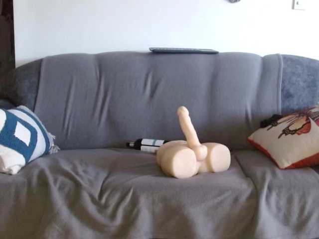 vanessa-aniston's BongaCams show and profile