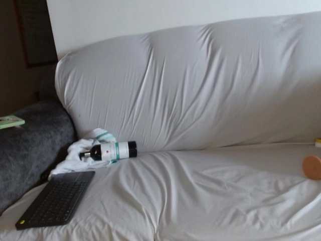 vanessa-aniston's BongaCams show and profile