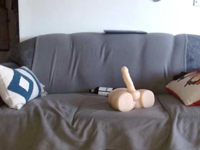 vanessa-aniston's BongaCams show and profile