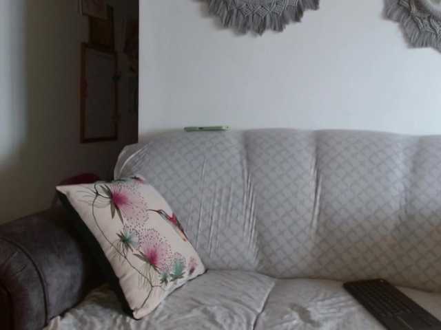 vanessa-aniston's BongaCams show and profile