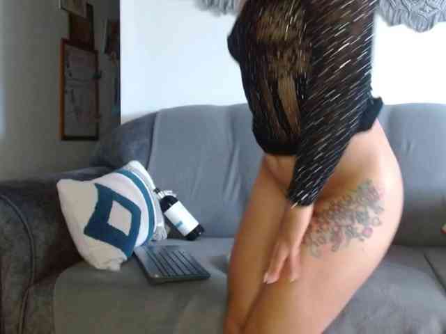 vanessa-aniston webcam