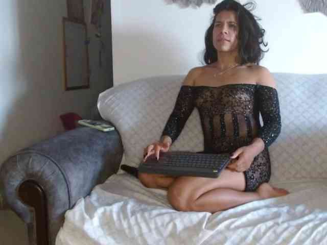 vanessa-aniston webcam