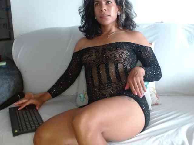 vanessa-aniston webcam