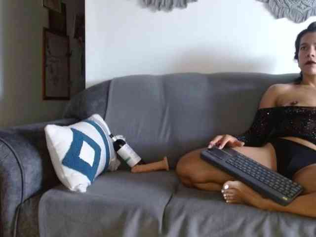 vanessa-aniston webcam