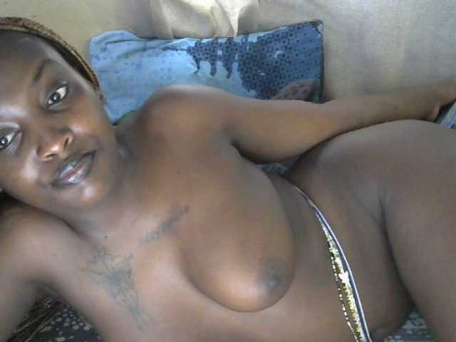 Nubianbby webcam bongacams model stream image