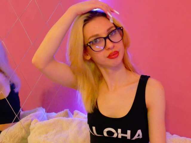 Syiaaa's BongaCams show and profile