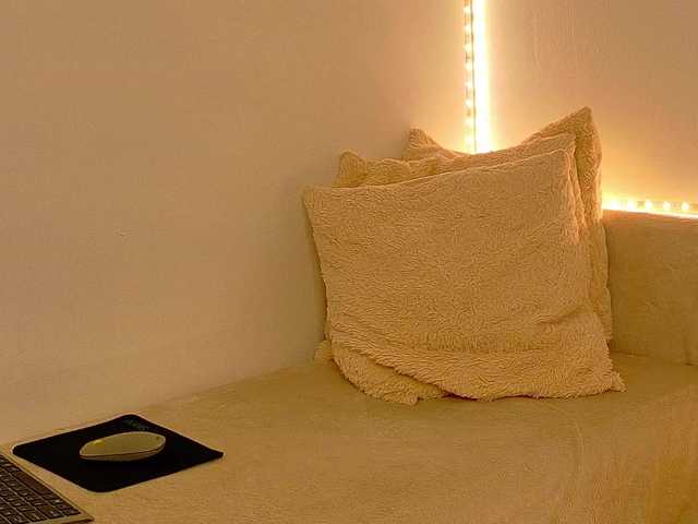 Syiaaa's BongaCams show and profile