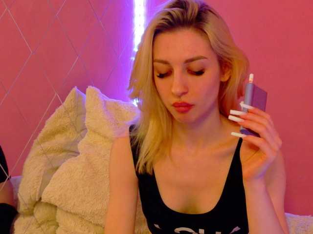 Syiaaa's BongaCams show and profile