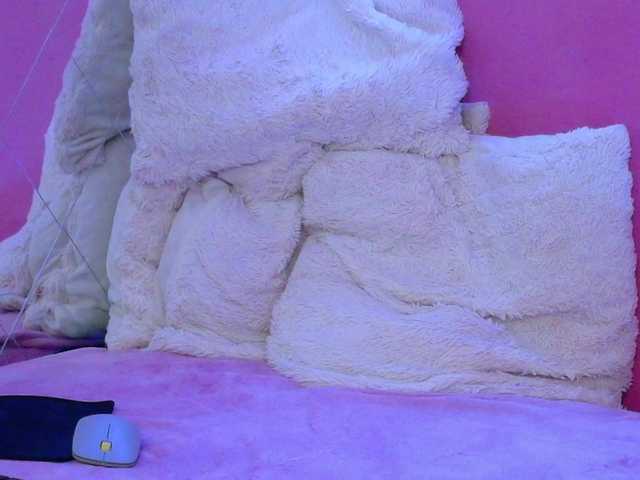 Syiaaa's BongaCams show and profile