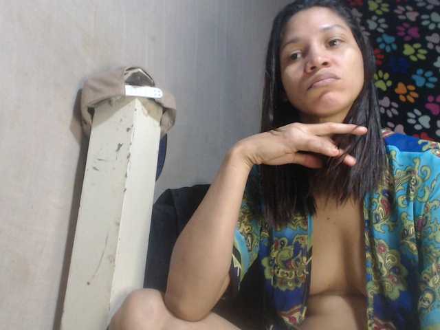 Elizabeth-a's BongaCams show and profile