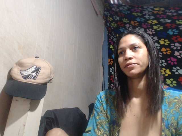 Elizabeth-a's BongaCams show and profile