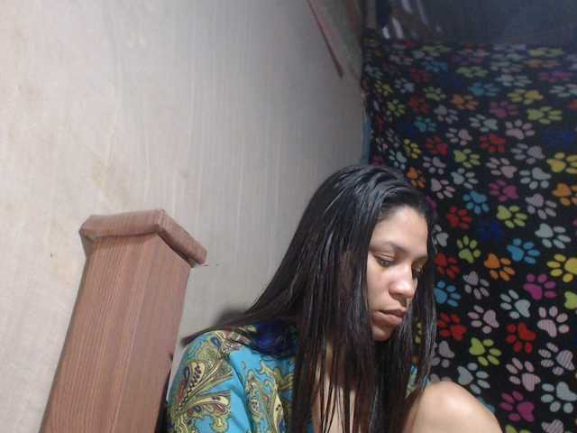 Elizabeth-a's BongaCams show and profile