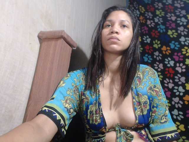 Elizabeth-a's BongaCams show and profile