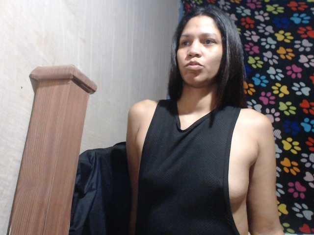 Elizabeth-a's BongaCams show and profile