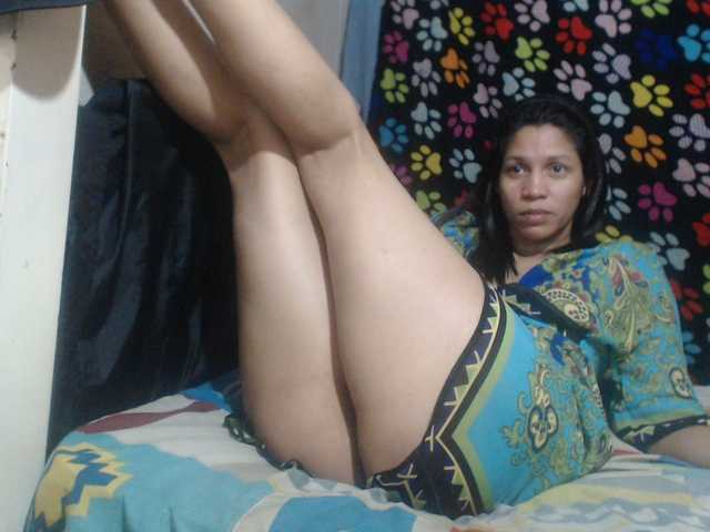 Elizabeth-a's BongaCams show and profile