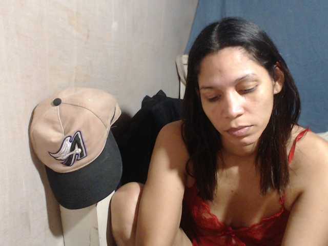 Elizabeth-a's BongaCams show and profile