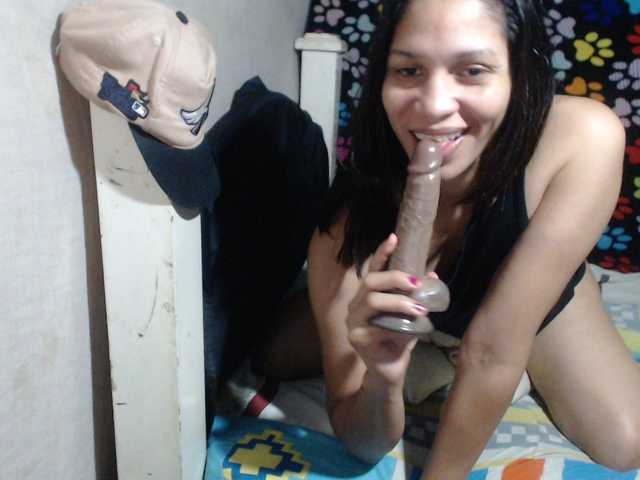 Elizabeth-a's BongaCams show and profile