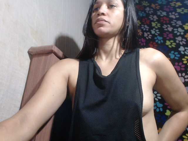 Elizabeth-a's BongaCams show and profile