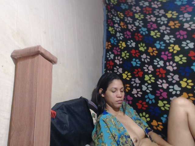 Elizabeth-a's BongaCams show and profile