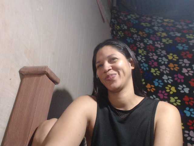 Elizabeth-a's BongaCams show and profile