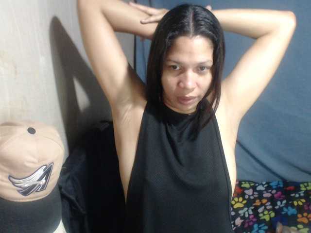 Elizabeth-a's BongaCams show and profile