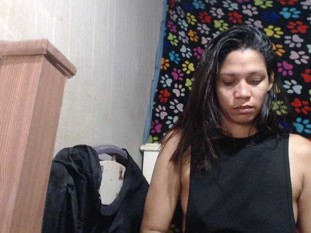 Elizabeth-a's BongaCams show and profile