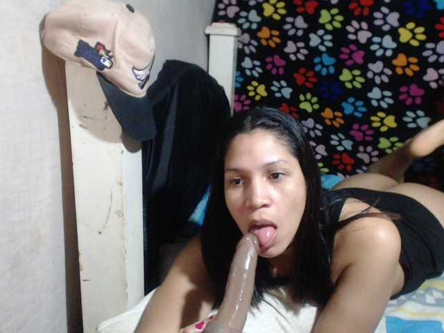 Elizabeth-a's BongaCams show and profile