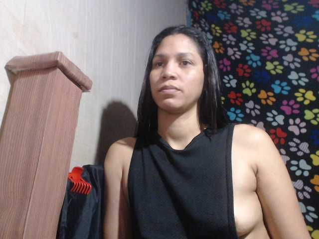 Elizabeth-a's BongaCams show and profile