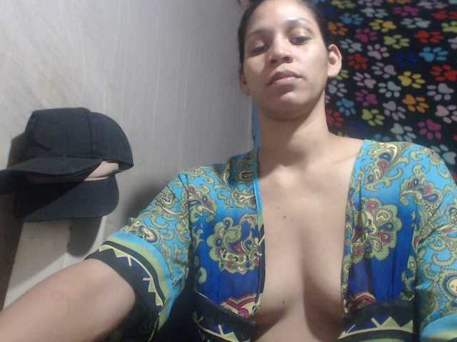 Elizabeth-a's BongaCams show and profile