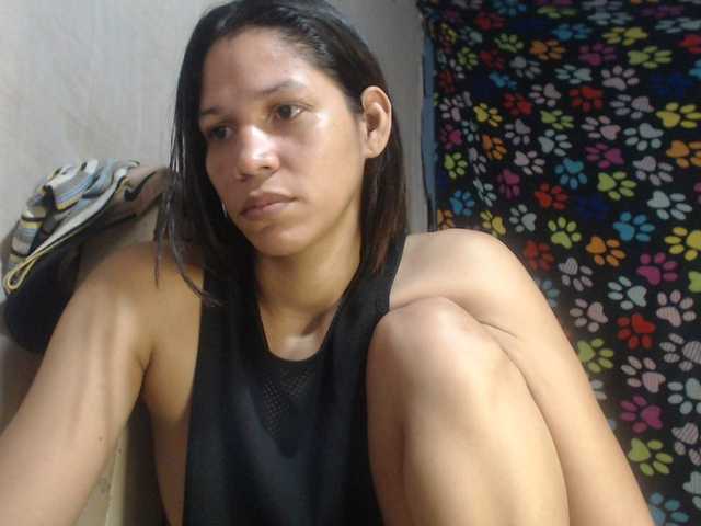 Elizabeth-a's BongaCams show and profile