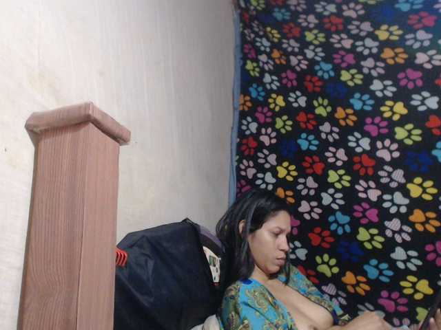 Elizabeth-a's BongaCams show and profile