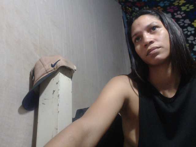 Elizabeth-a's BongaCams show and profile